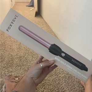 Foxy bar curling wand